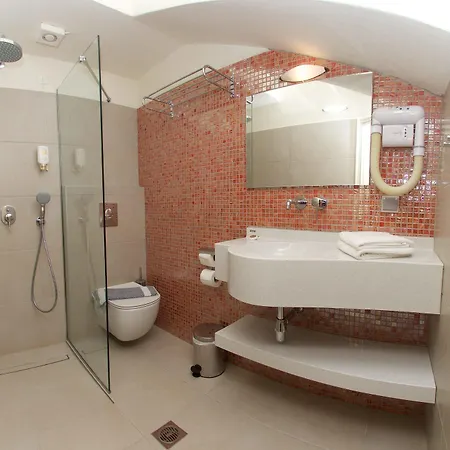 Dafnoudi 2* Antipata (Erisos)