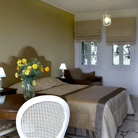 Dafnoudi Aparthotel Antipata (Erisos)