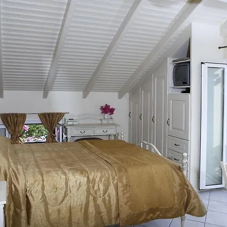 Dafnoudi Lägenhetshotell