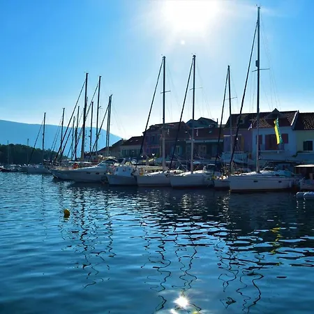 Lägenhetshotell Dafnoudi Antipata (Erisos)