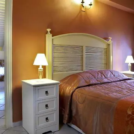 Lägenhetshotell Dafnoudi 2*